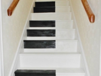 Kingfisher Decor: Piano keys stairs after
